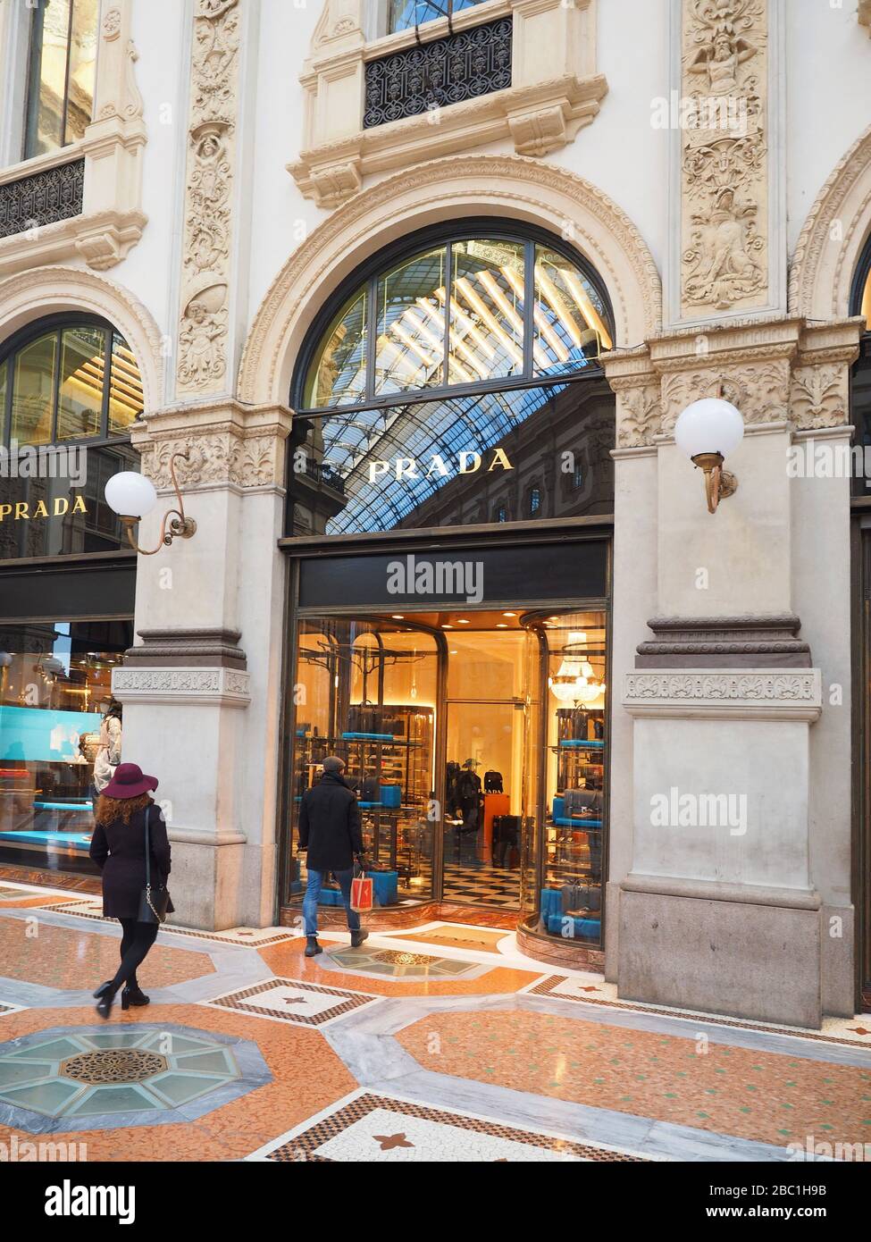 Prada fashion store, Galleria Vittorio Emanuele II gallery, Piazza del Duomo  square, Milan, Lombardy, Italy, Europe Stock Photo - Alamy
