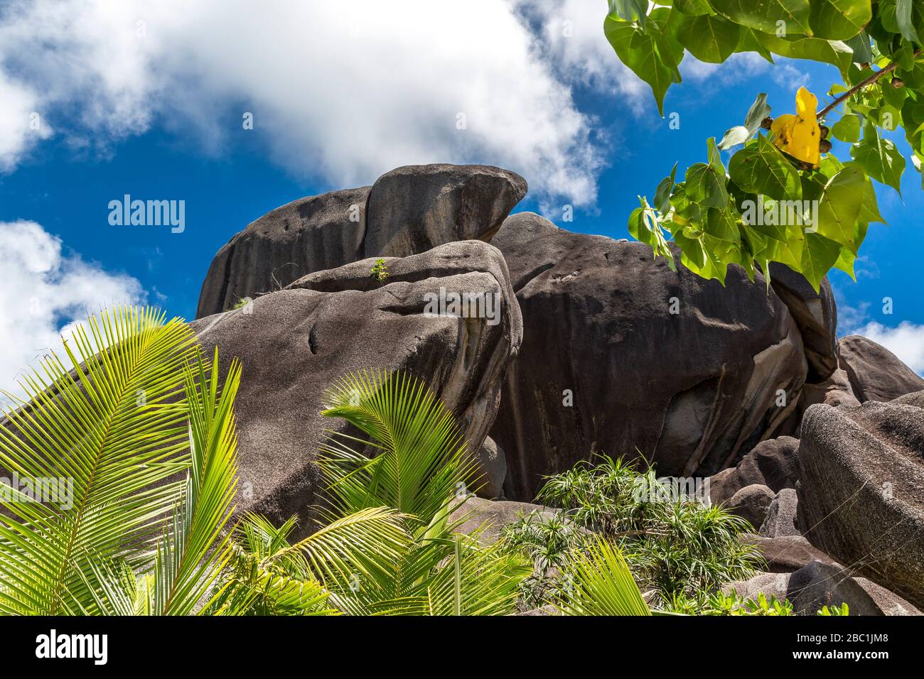 Granitfelsen am Strand Anse Source d'Argent, Insel La Digue, Seychellen, Indischer Ozean, Afrika Stock Photo