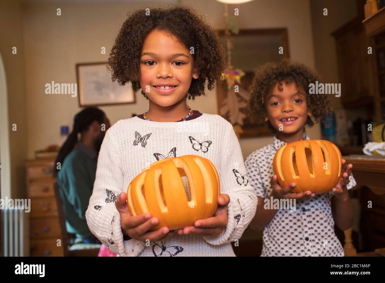 Portrait brother sister pumpkins hi-res stock photography and images - Alamy