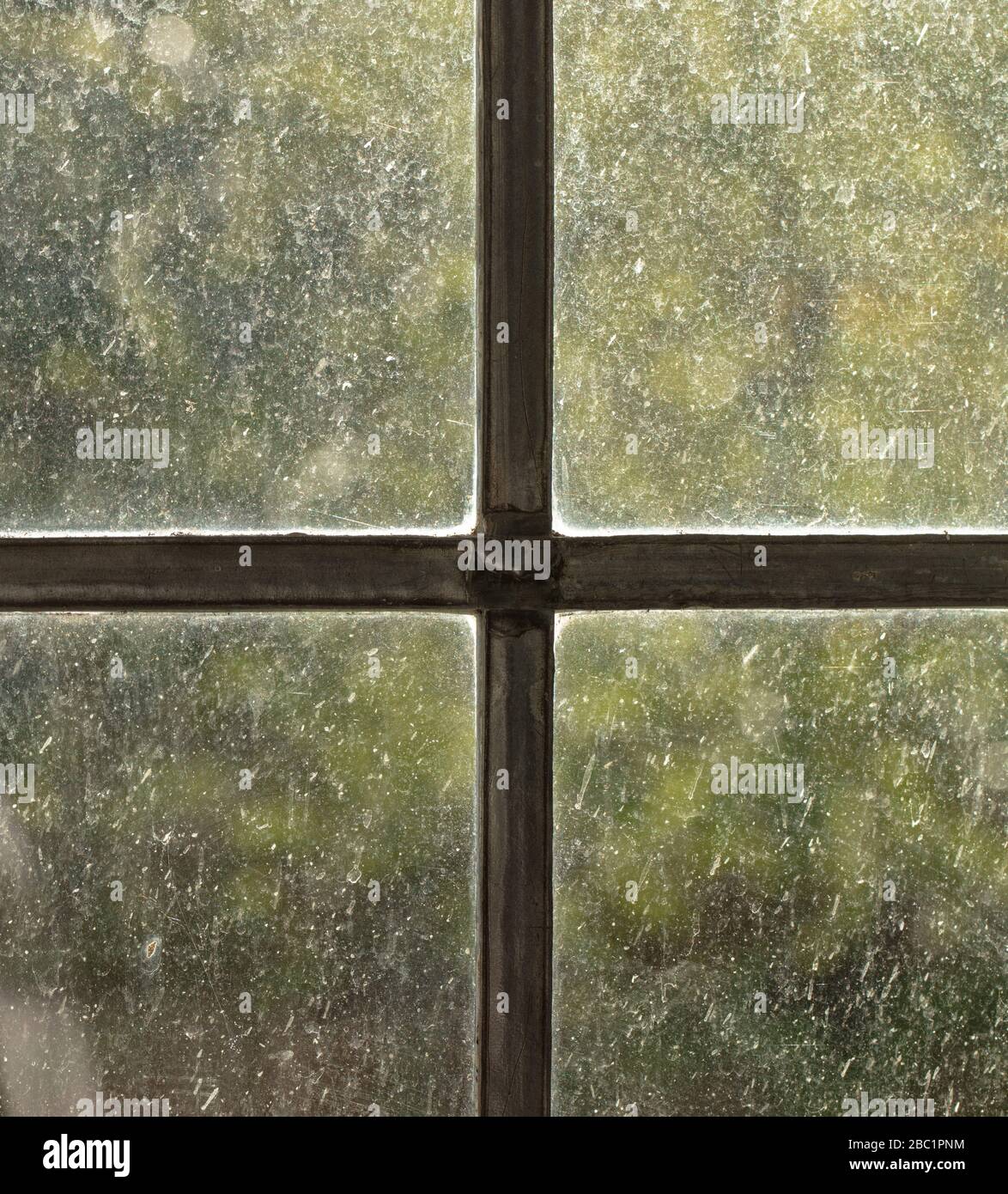 Replacing leaded windows hires stock photography and images Alamy