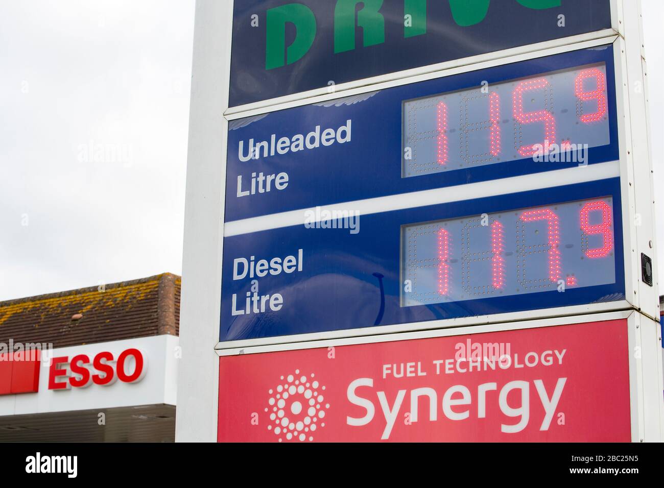 Esso fuel station hires stock photography and images Alamy