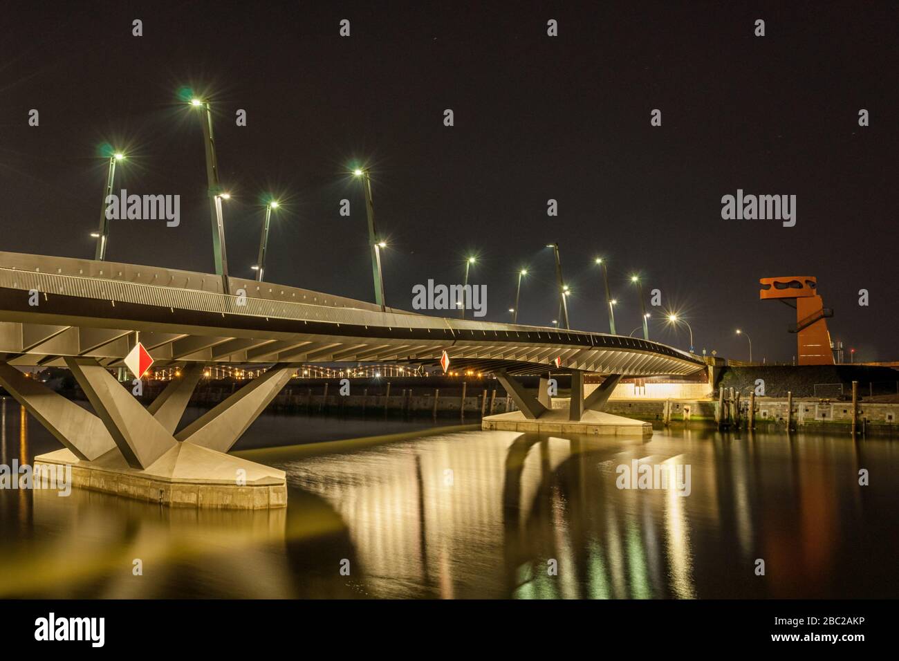 The Baakenhafenbruecke in Hamburg's HafenCity at night Stock Photo