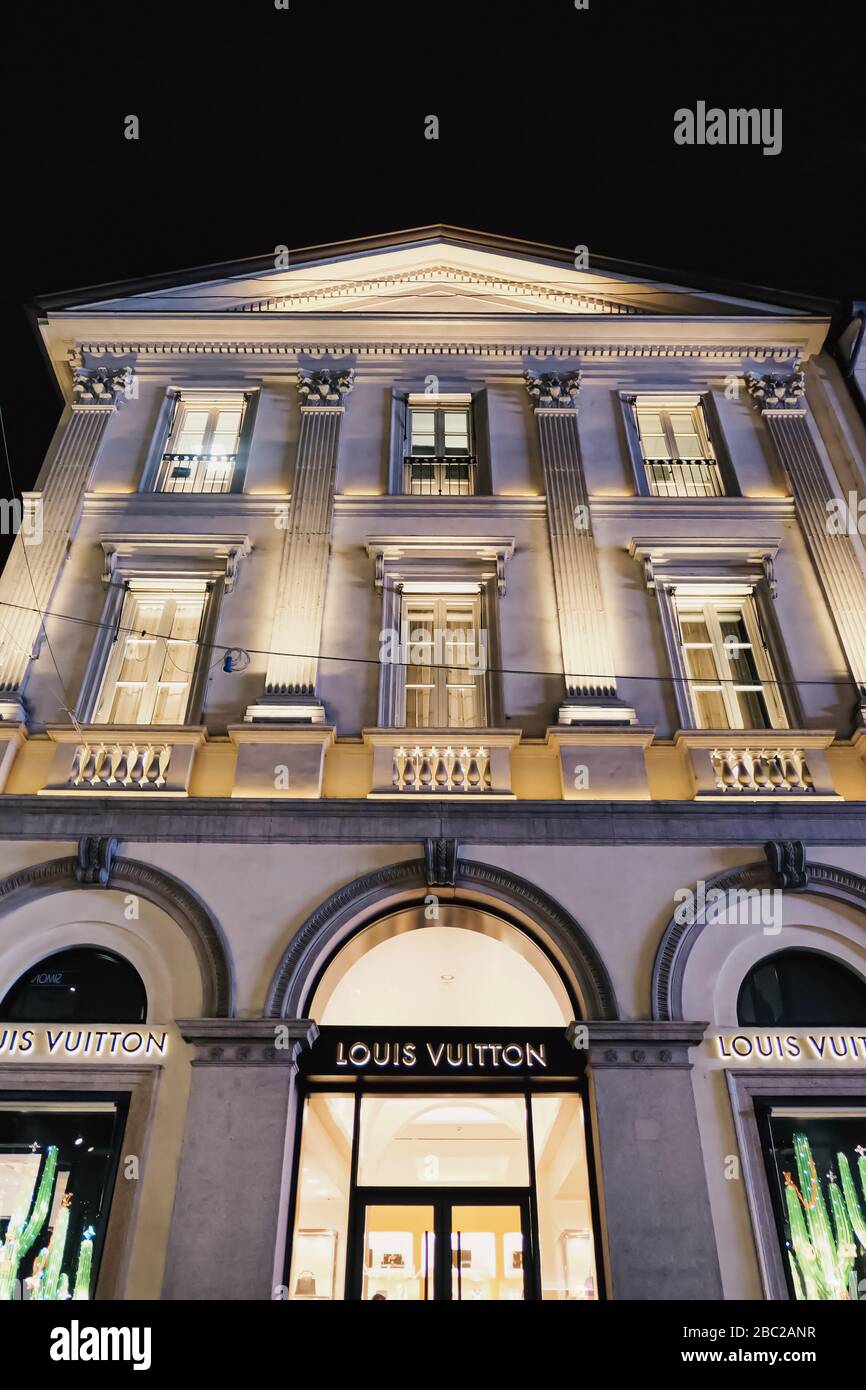Italy Lombardy Milan Via Montenapoleone Louis Vuitton fashion shop Stock  Photo - Alamy