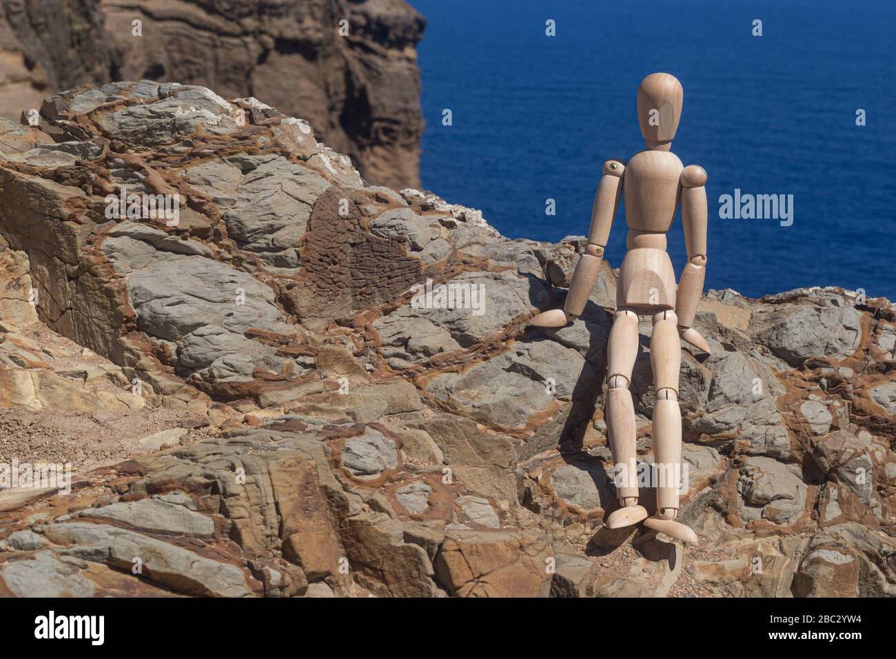 Man crouched down hi-res stock photography and images - Alamy