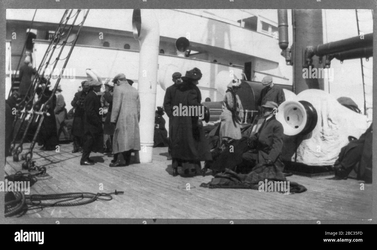 Titanic survivors hi-res stock photography and images - Alamy