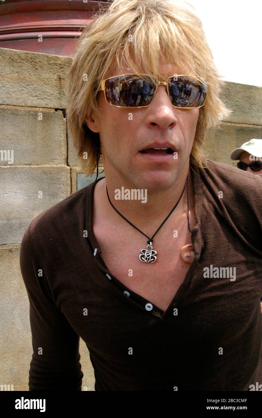 Jon Bon Jovi at Live 8 in Philadelphia July 2, 2005 Credit: Scott  Weiner/MediaPunch Stock Photo - Alamy