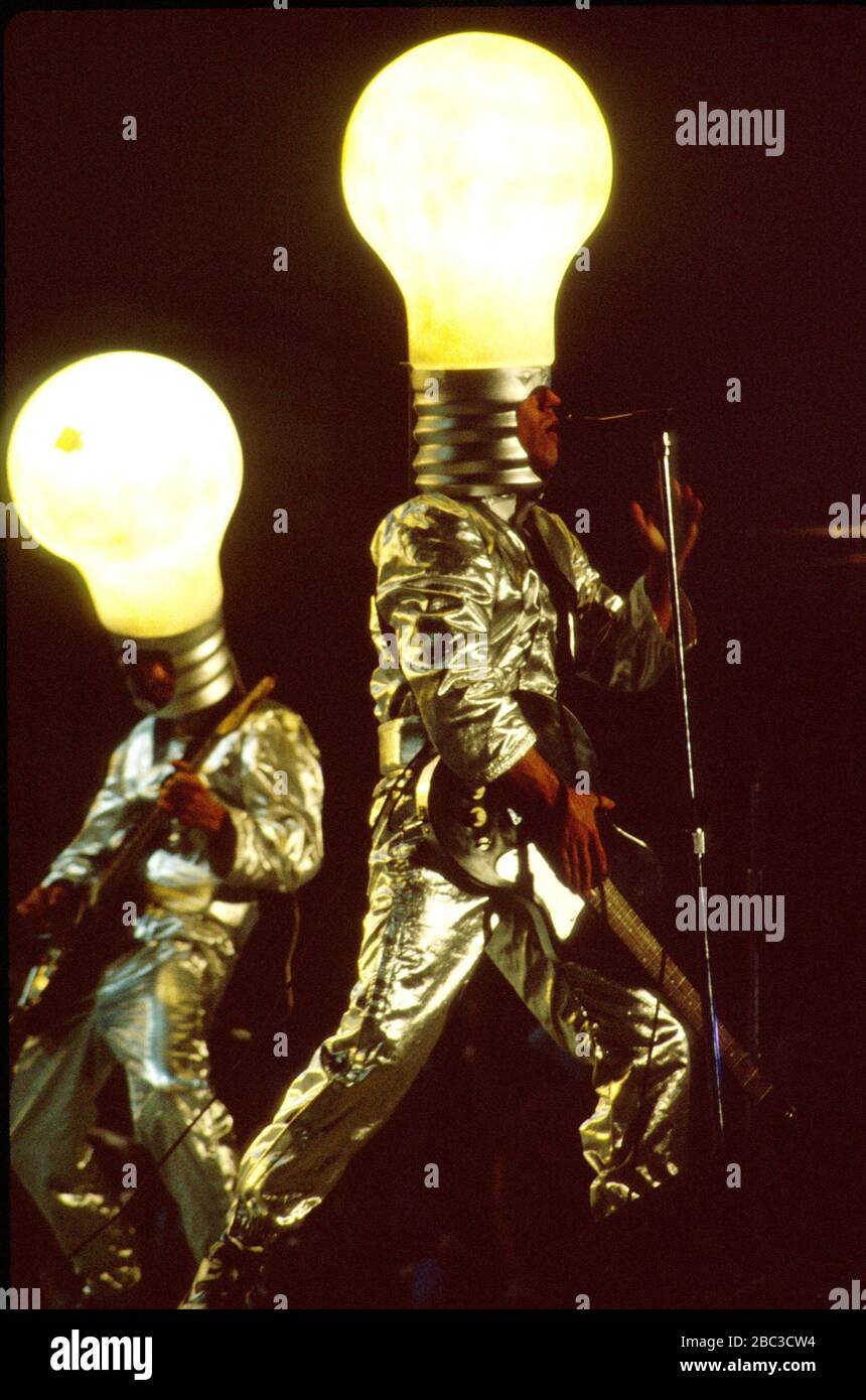 The Red Hot Chili Peppers perform at Woodstock in 1994 in light bulb  costumesCredit: Scott Weiner/MediaPunch Stock Photo - Alamy