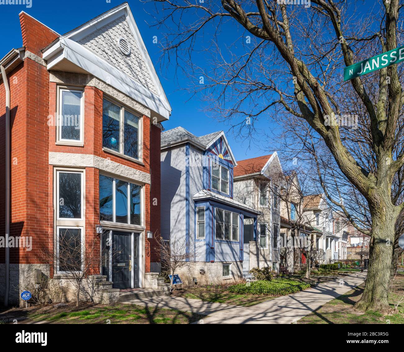 Residential buildings in the Roscoe Village neighborhood Stock Photo