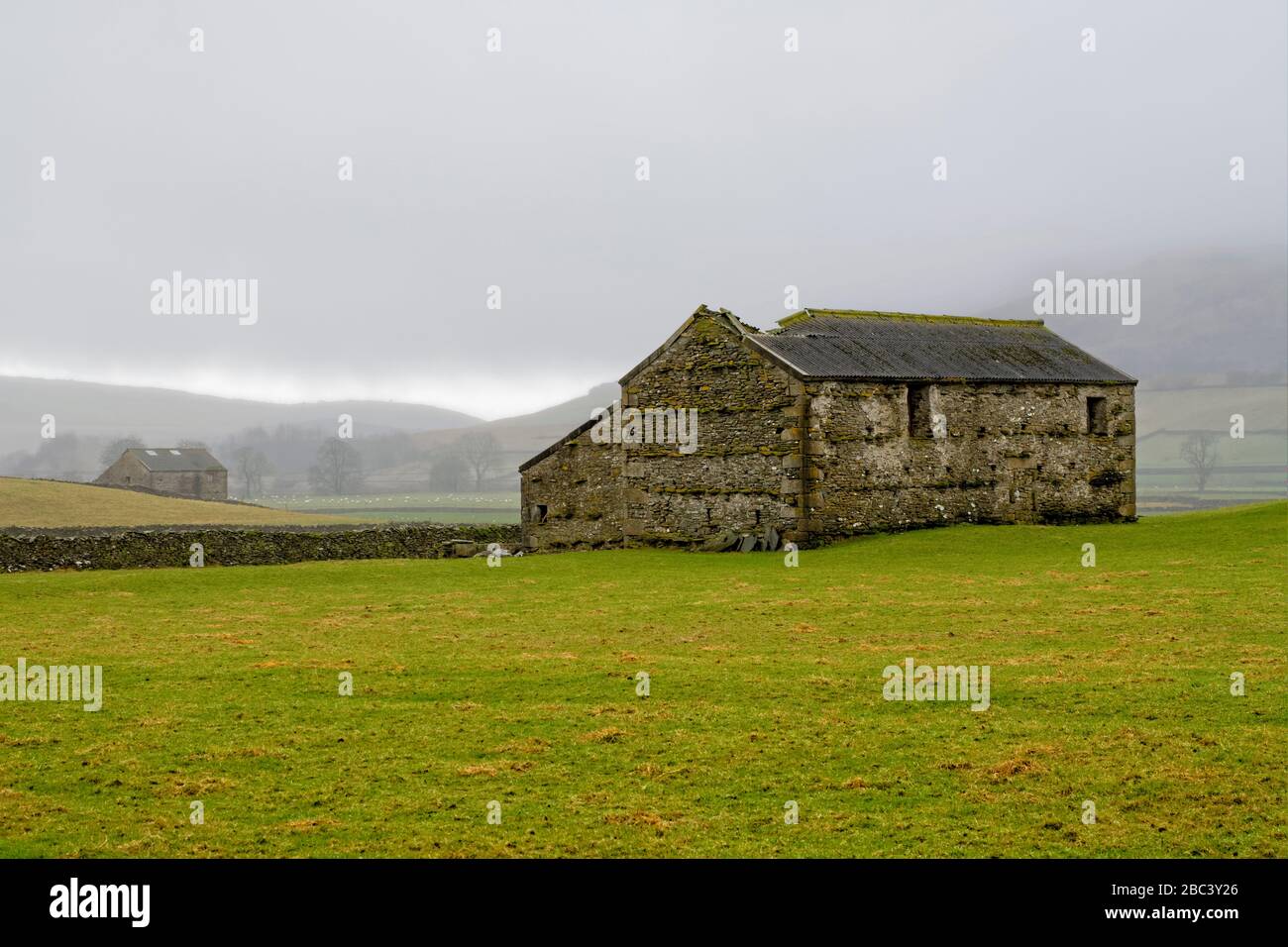 isolated barn on a sheep farm in Yorkshire Stock Photo