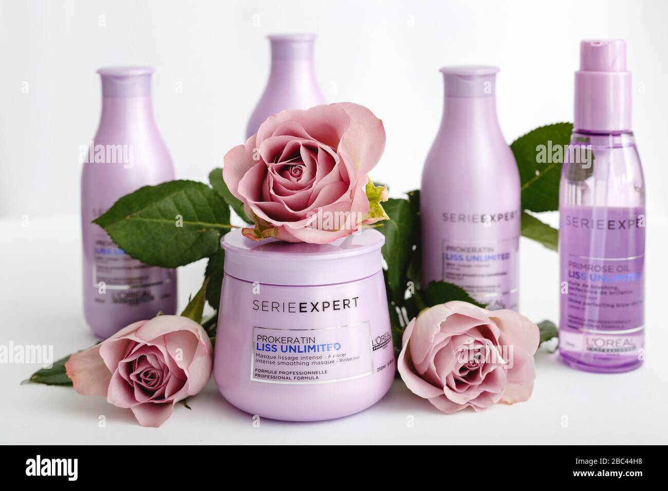 Hair cosmetics, hair shampoo, beauty products for beauty salon with flower  on white background. L'oreal Professionnel serie expert. Women hair care  Stock Photo - Alamy