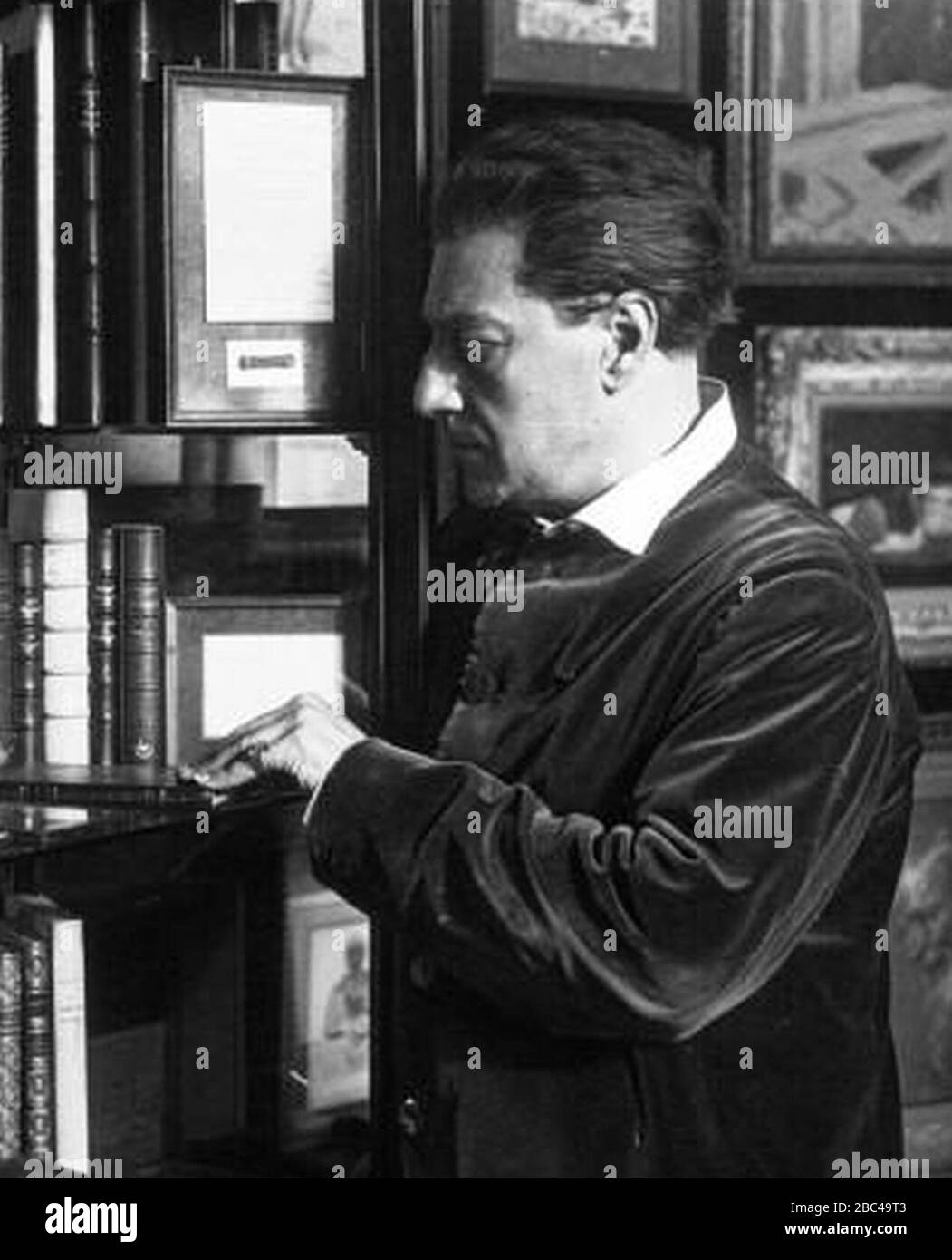 Sacha Guitry 1931 (1). Stock Photo
