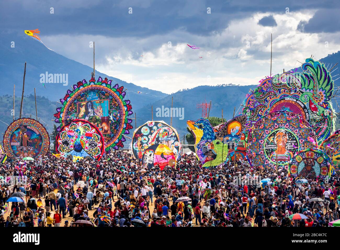 Festival crowd celebration hires stock photography and images Alamy