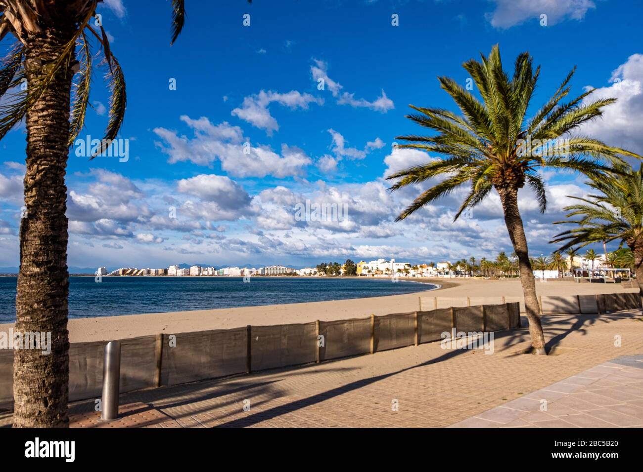 Rosas on the costa brava hi-res stock photography and images - Alamy