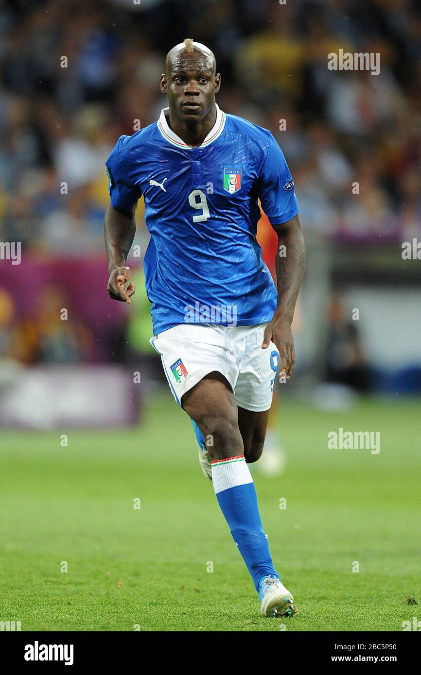 Mario Balotelli Italy Stock Photo Alamy mario-balotelli-italy-stock-photo-alamy