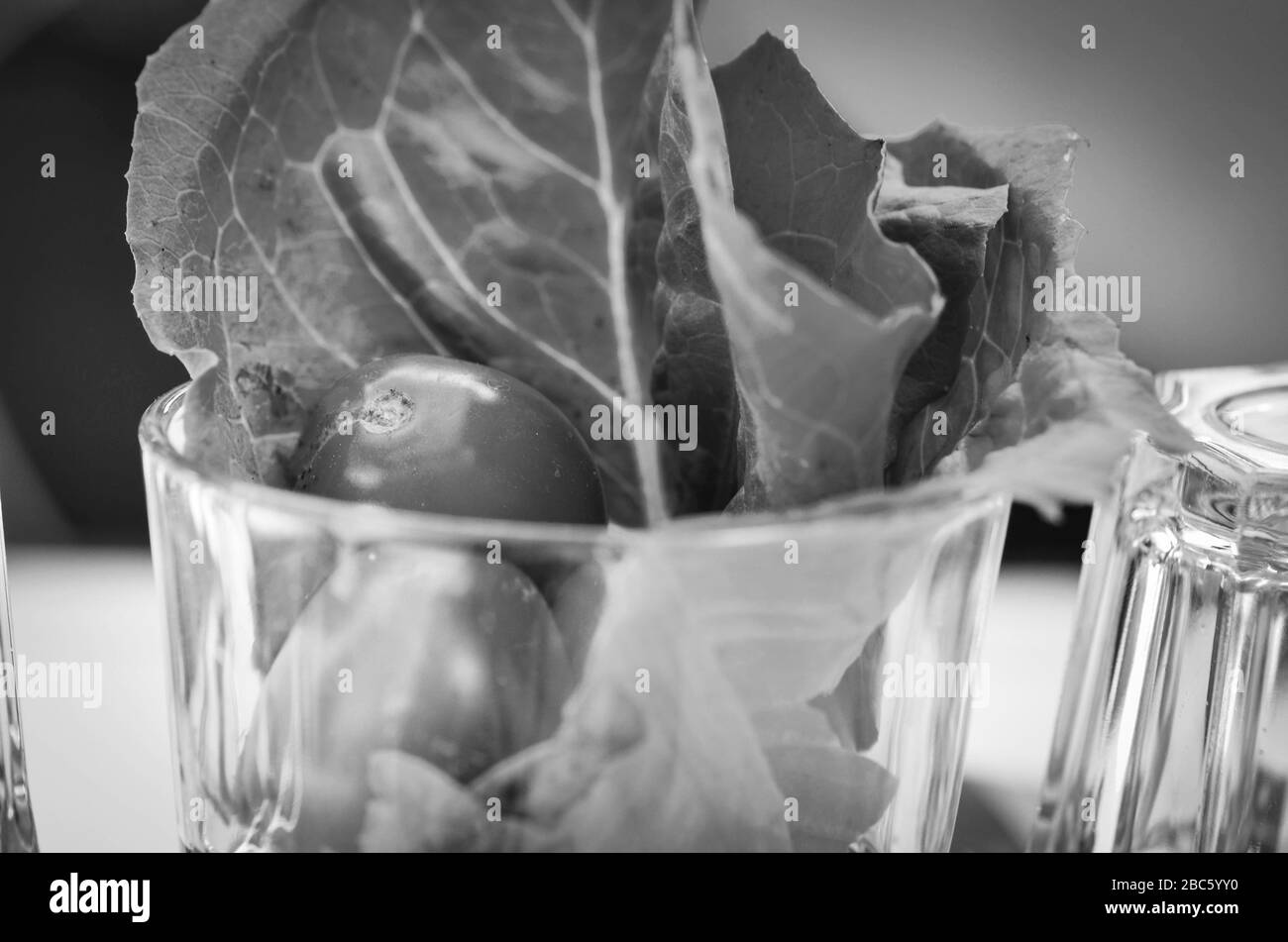 Lettuce leaves texture Black and White Stock Photos & Images - Alamy