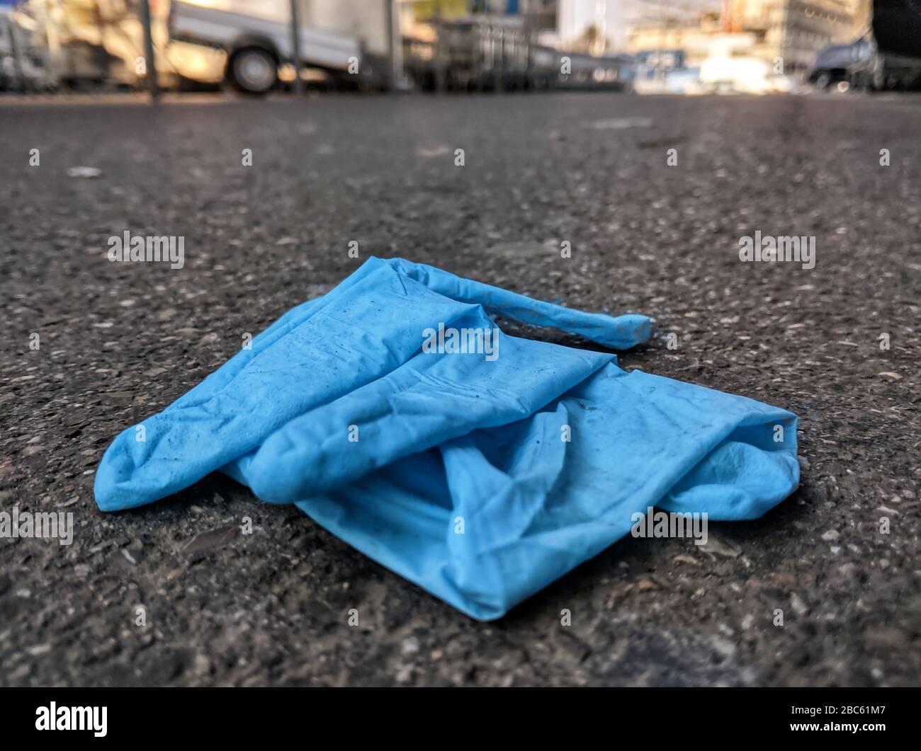 Munich, Bavaria, Germany. 3rd Apr, 2020. Discarded disposable gloves and other personal protective equipment are sights seen often in Germany in the era of the worldwide Coronavirus outbreak. Credit: Sachelle Babbar/ZUMA Wire/Alamy Live News Stock Photo