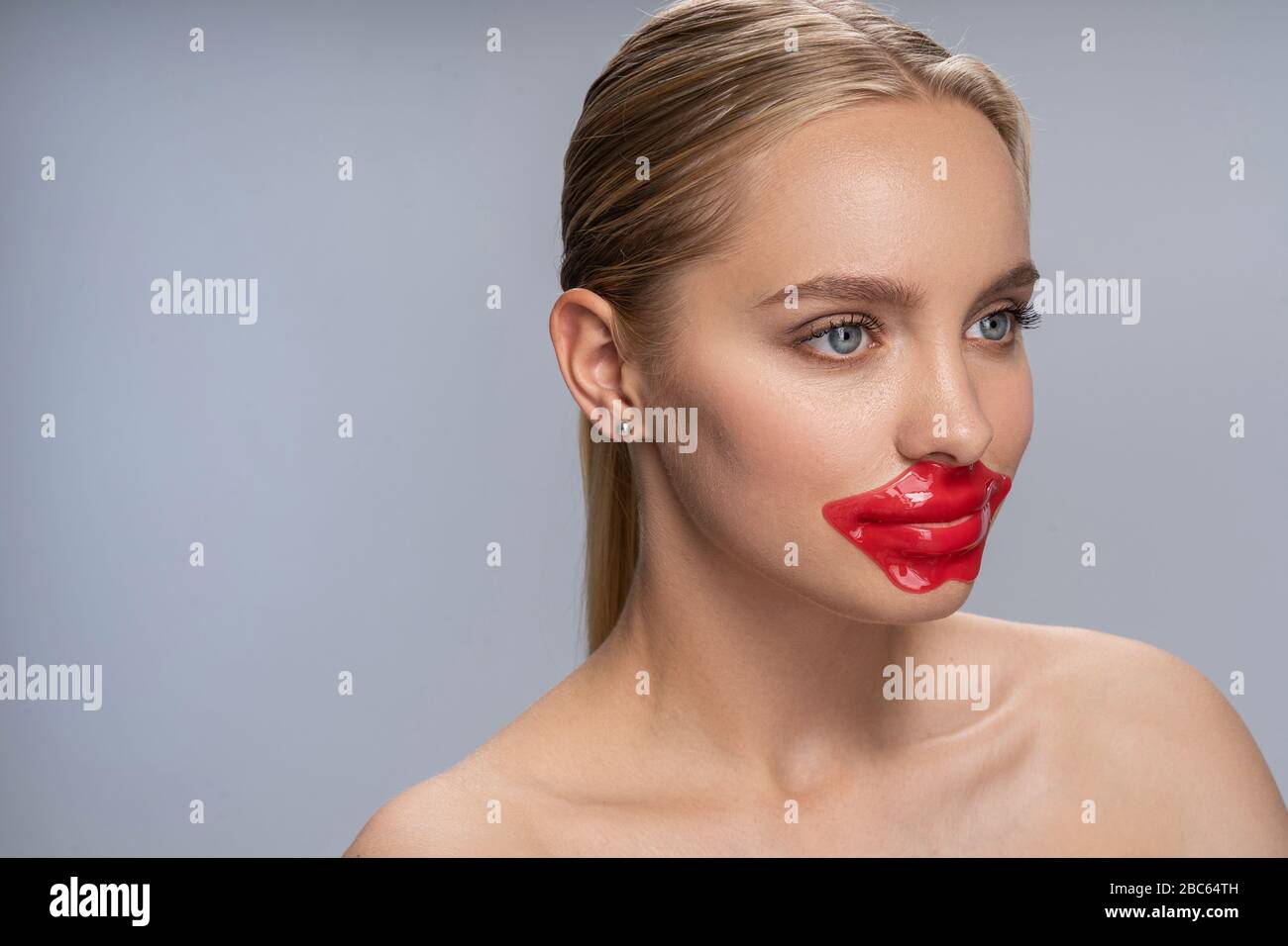 Hydro Gel Lip Mask High Resolution Stock Photography and Images - Alamy