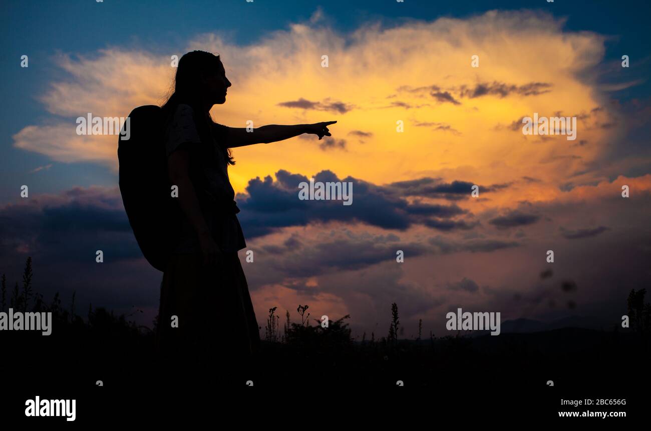 Woman hiker silhouette hi-res stock photography and images - Alamy