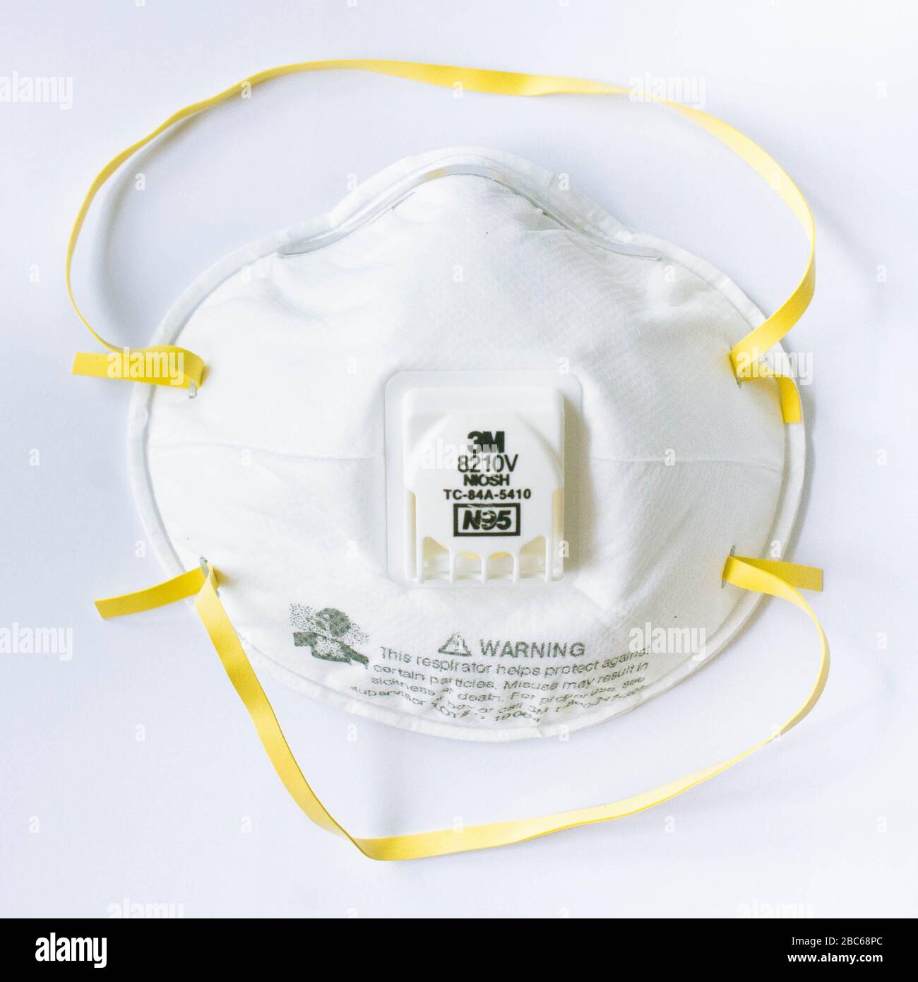 3M 8210 N95 respirator mask for coronavirus control. Isolated on white  Stock Photo - Alamy