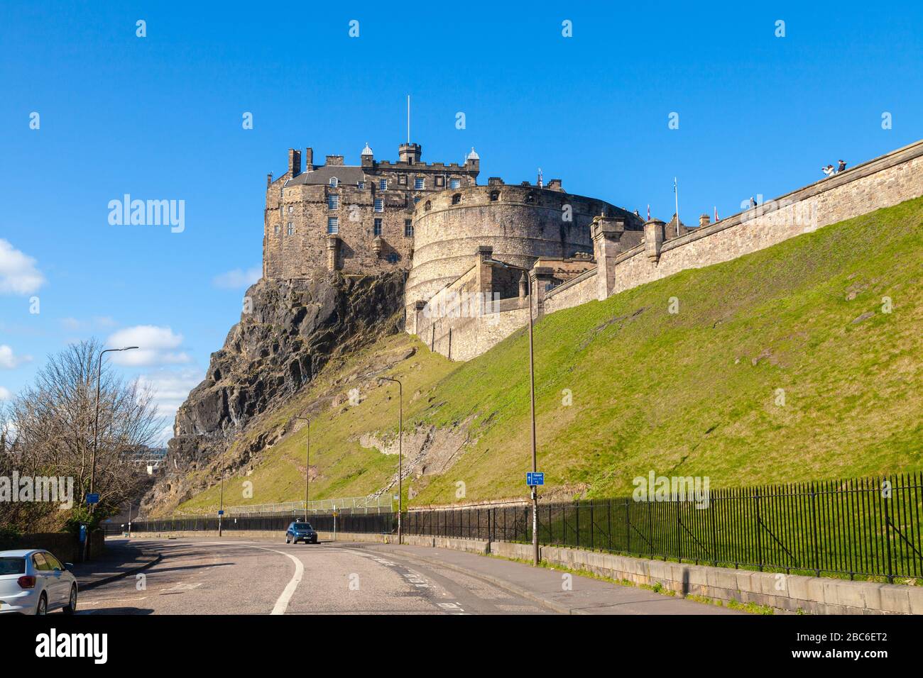 Edinburgh Castle from Johnston Terrace during the Coronavirus Pandemic Lockdown Stock Photo Alamy