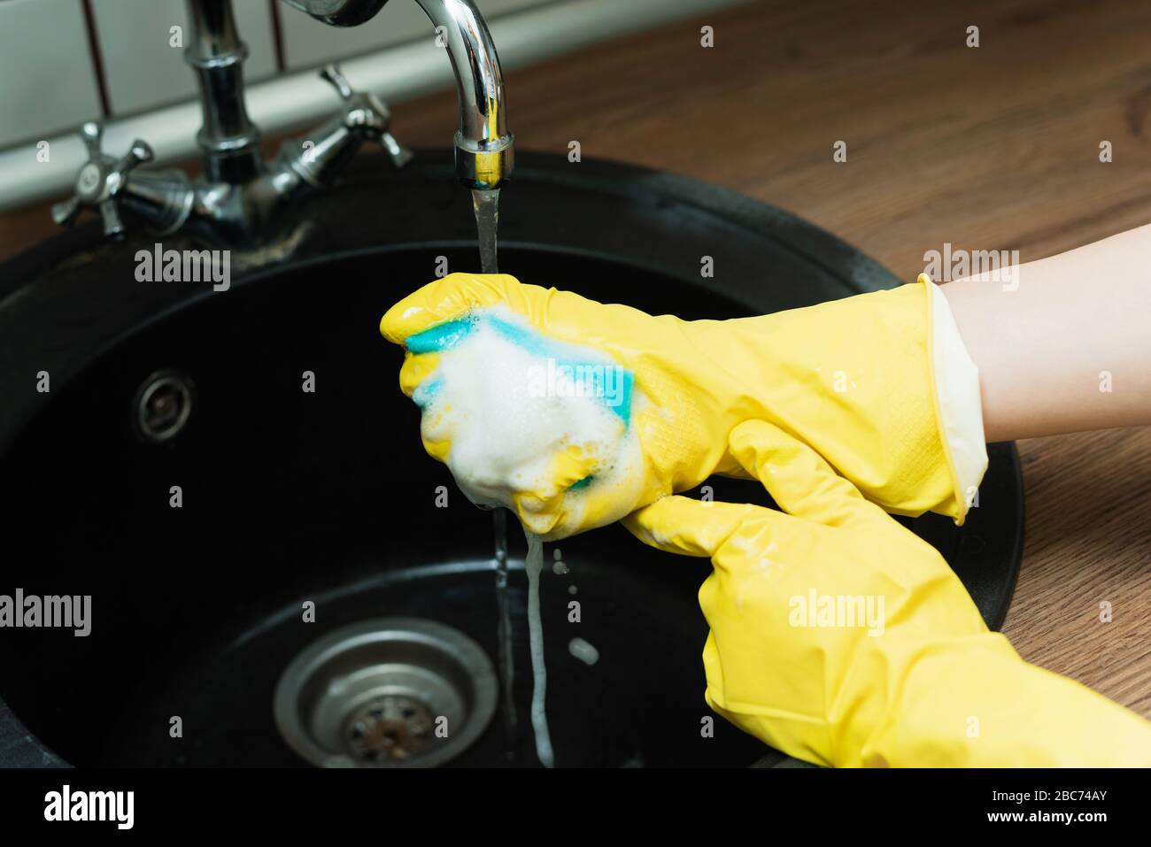 Soapy sponge hi-res stock photography and images - Alamy