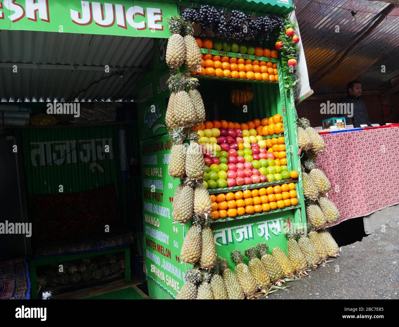 Manali, Himachal Pradesh, India March 2018 Sidewalk fruit stall