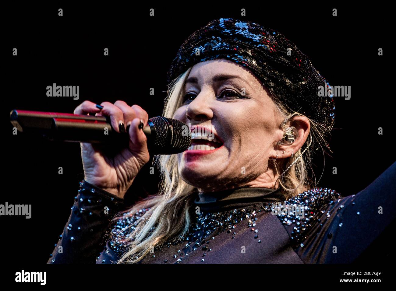 Siobhan fahey hi-res stock photography and images - Alamy