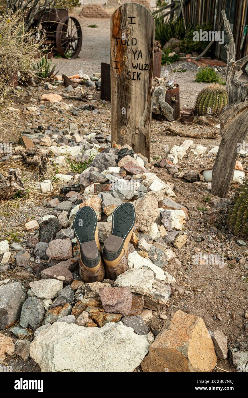 'I told ya I wuz sik' cowboy grave, Steins ghost town, near Lordsburg, New Mexico USA Stock Photo
