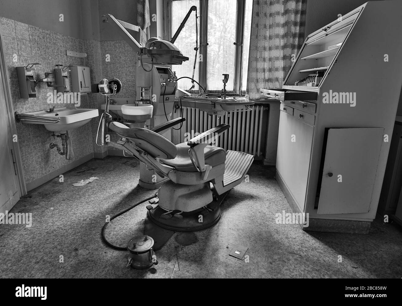 abandoned dental office, lost place Stock Photo Alamy