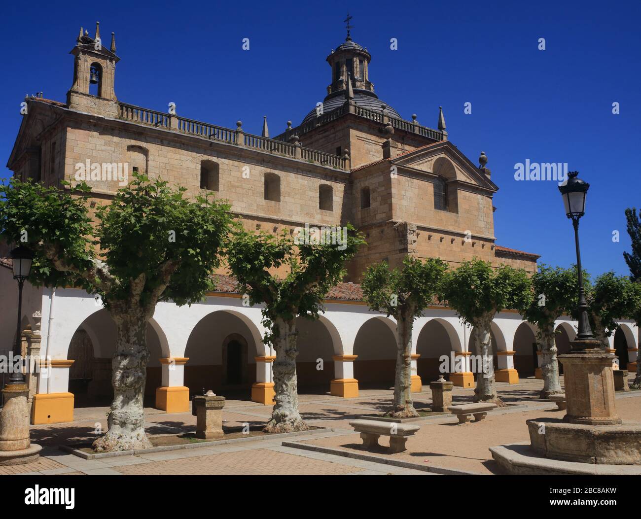 Ciudad Rodrigo, Salamanca District, Extremadura, Castilla y Leon, Spain. The Baroque and Gothic-Romantic style Cerralbo Church. Stock Photo