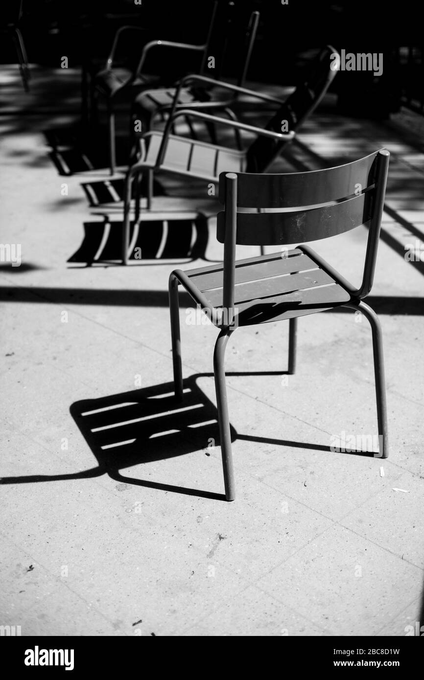Contemporary chair modern Black and White Stock Photos & Images - Alamy