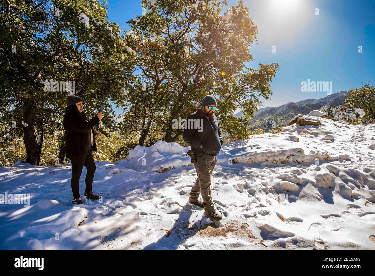 snow landscapes with clear sky. Winter in Cananea, Sonora, Mexico. Snow on the La Mariquita and Sierra Elenita mountains. 2020. (Photo by: GerardoLopez / NortePhoto.com).....  paisajes de la nieve con cielo despejado. Invierno en Cananea, Sonora, Mexico.  Nieve en la siera la Mariquita y sierra Elenita . 2020. (Photo by: GerardoLopez/NortePhoto.com ) Stock Photo