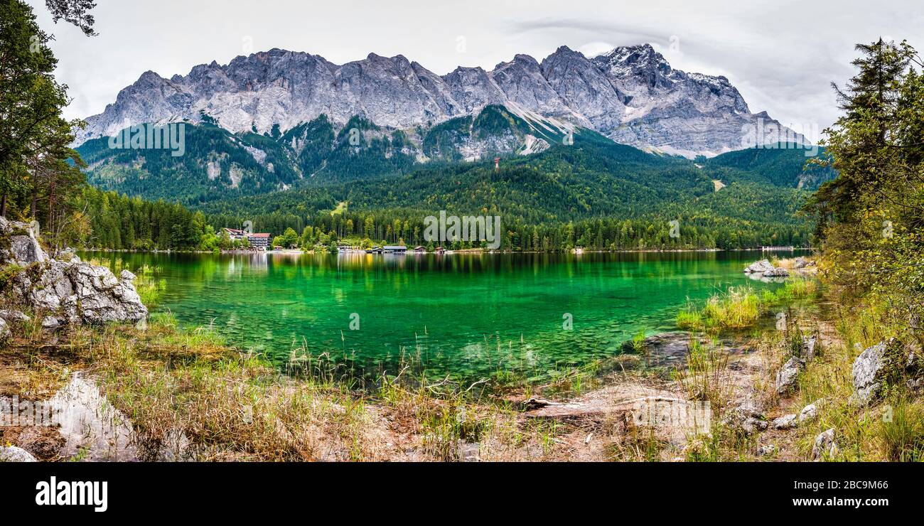 Zugspitze and wetterstein range with reflection in the eibsee lake hi ...