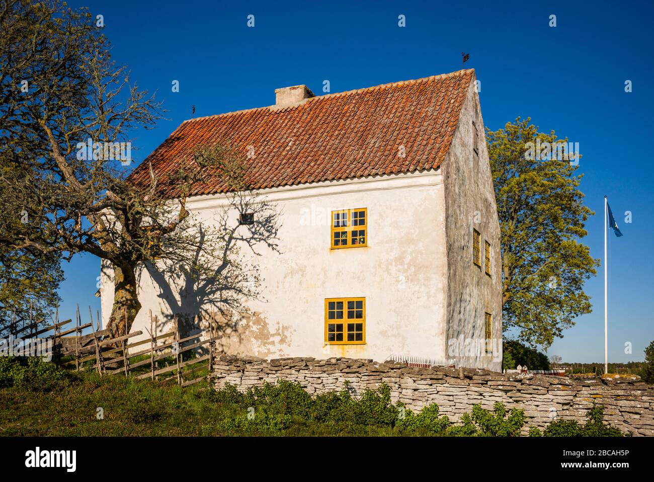 18th century farm house hi-res stock photography and images - Alamy