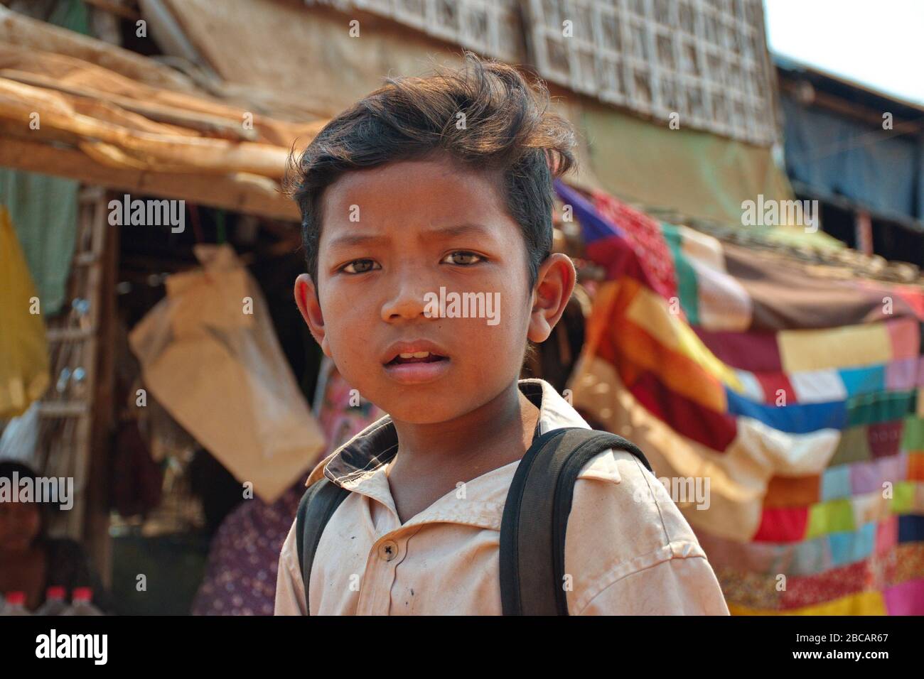 Poor boy portrait cambodia hi-res stock photography and images - Alamy