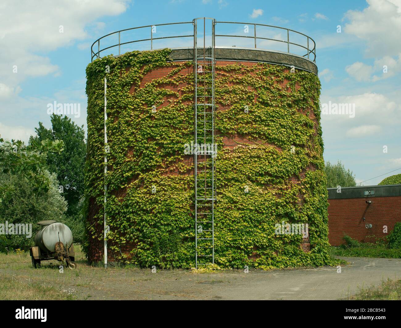 Liquid manure tank near Barum in Niedersachsen, Elbmarsch, Germany. Stock Photo