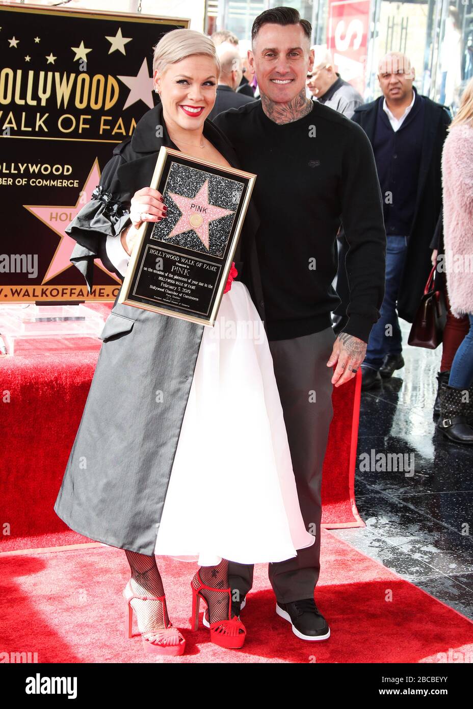 Pinks who husband now is