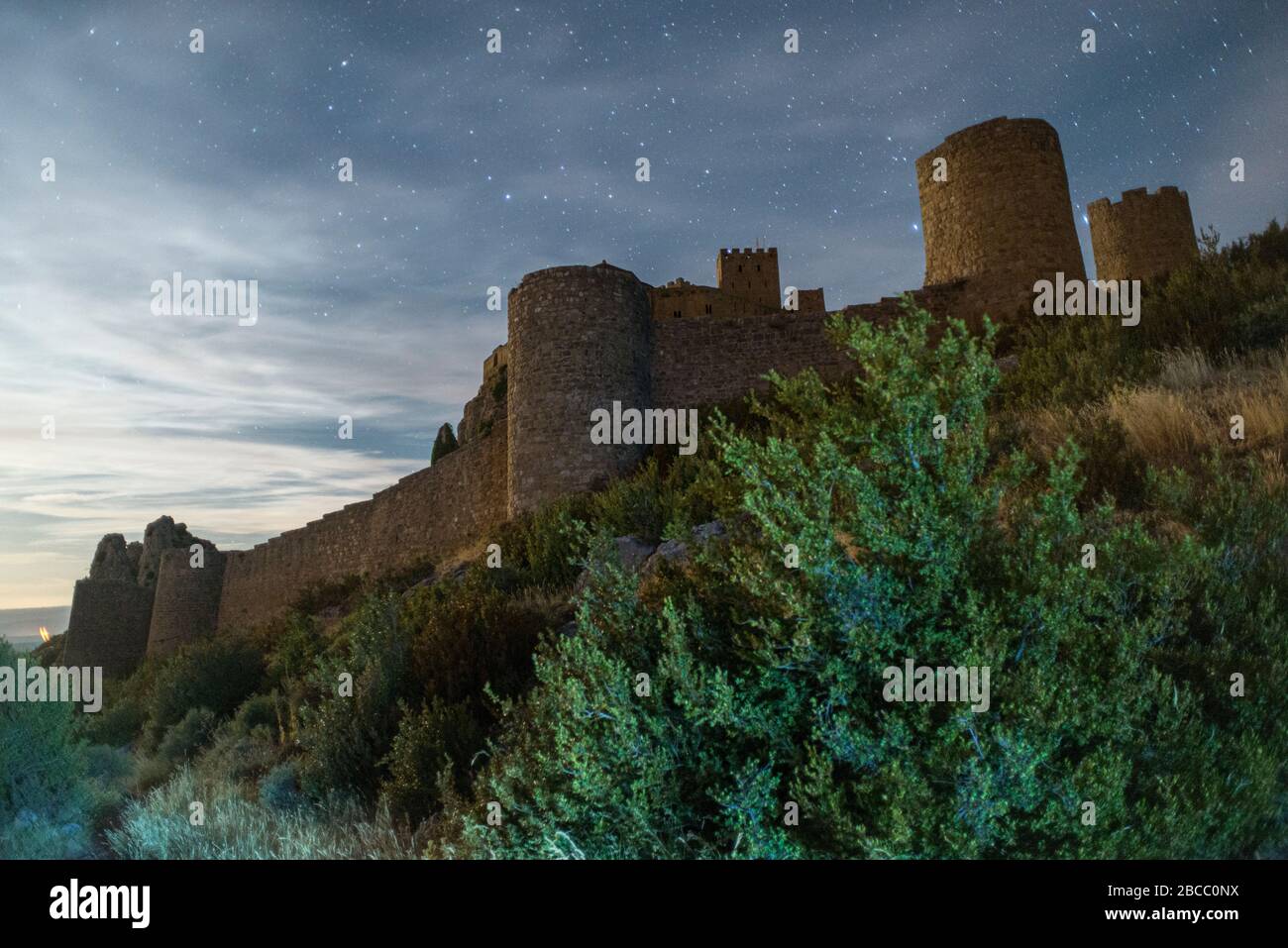 World locations loarre castle hi-res stock photography and images - Alamy