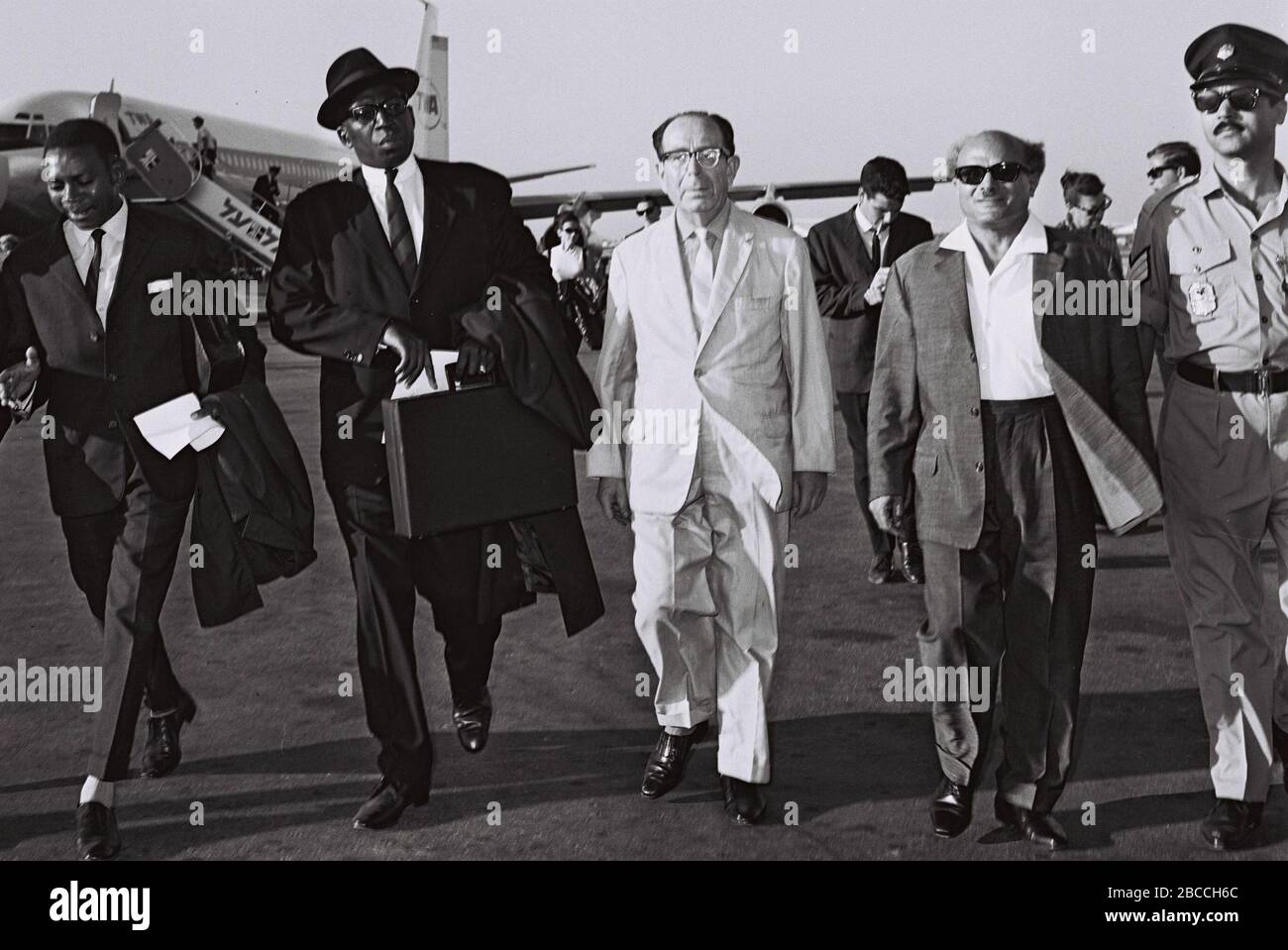 English Pres Of Rwanda National Assembly Balthazar Bicamumpaka 2nd L Arrving At Lod Airport For Inauguration Of The New Knesset Building In Jerusalem E O C O E I E I I U E I U O C U I E I I E