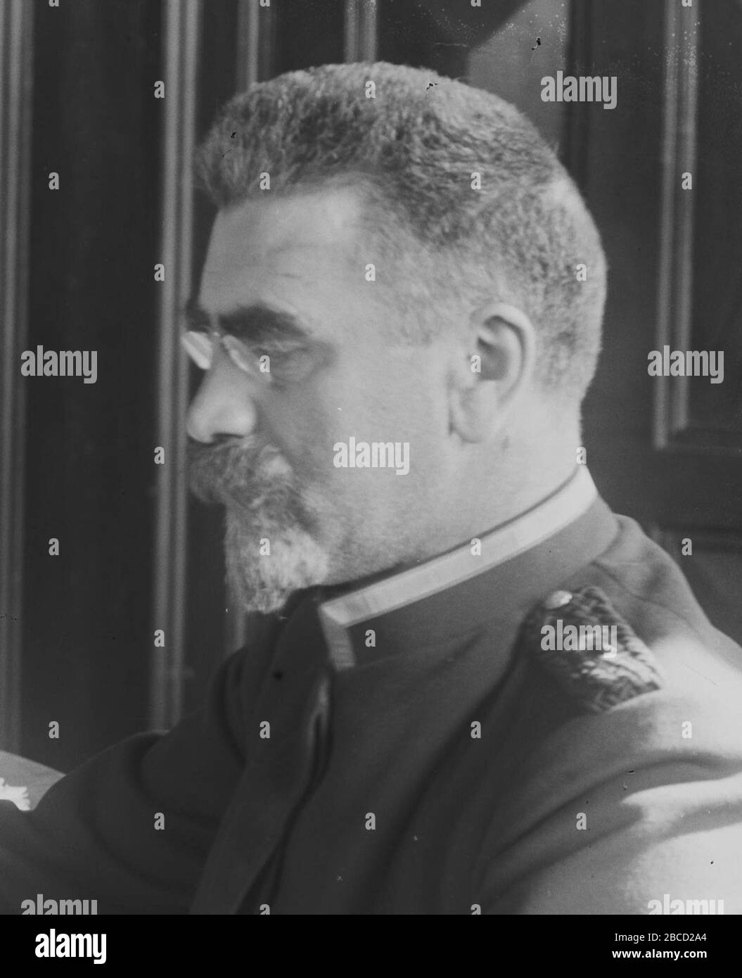'Norsk bokmål: Bildet er hentet fra Nasjonalbibliotekets bildesamling. Anmerkninger til bildet var: Påskrift arkivark: Paschef Eriksen Arkivnummer: 237; between 1 January 1899 and 31 December 1930 date QS:P,+1500-00-00T00:00:00Z/6,P1319,+1899-01-01T00:00:00Z/11,P1326,+1930-12-31T00:00:00Z/11; Paschef Eriksen     National Library of Norway         Native name Nasjonalbiblioteket  Location Mo i Rana, Norway  Coordinates 59° 54′ 50.56″ N, 10° 43′ 03.21″ E    Established 1811/1989  Web page www.nb.no  Authority control  : Q924551 VIAF: 169349351 ISNI: 0000 0001 2315 5505 LCCN: no00004978 NLA: 4986 Stock Photo