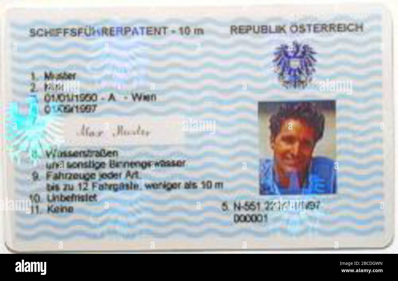 'Deutsch: Österreichisches Schiffsführerpatent 10 m; 2010; Amt der Salzburger Landesregierung, Referat 6/31  [1] ([2]); Republik Österreich; ' Stock Photo