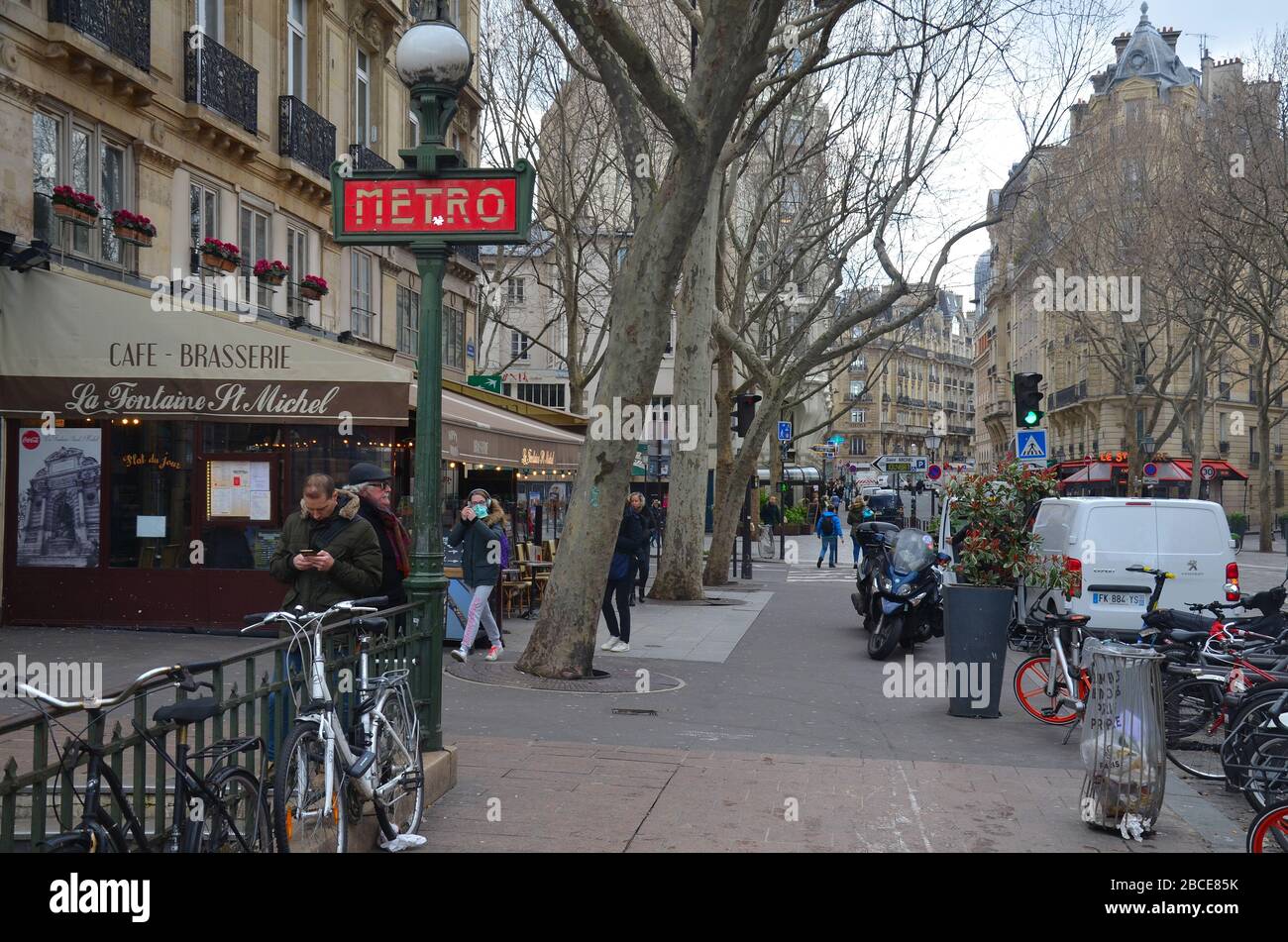 Paris, die Hauptstadt Frankreichs: Eine Metro-Station Stock Photo