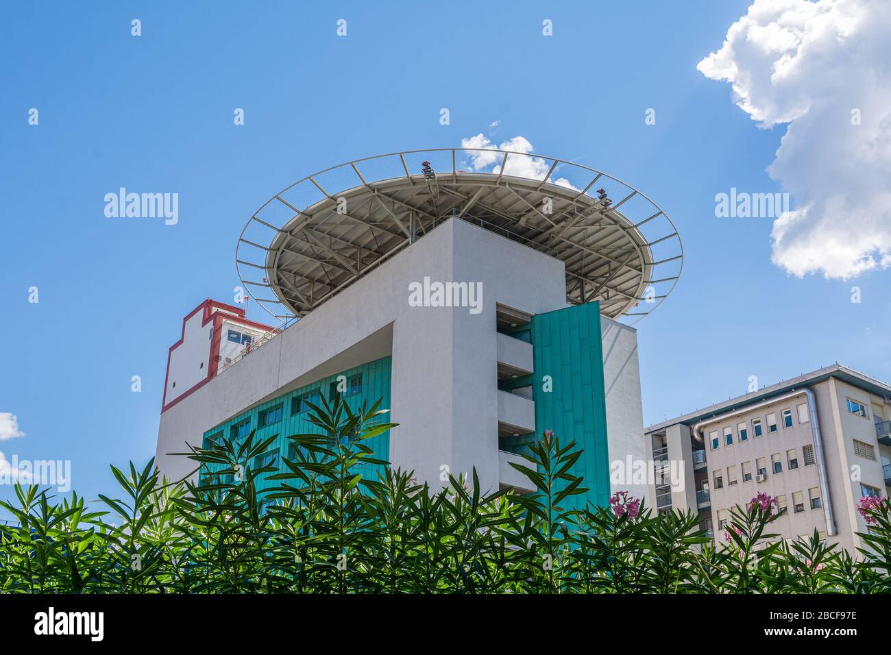 Construction of the truss platform with annexed utility room for helicopter landings on the roof of the Santa Chiara Hospital of Trento, Trentino Alto Stock Photo