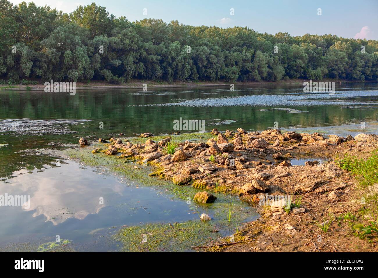 Summer coastal scene scenery hi-res stock photography and images - Alamy