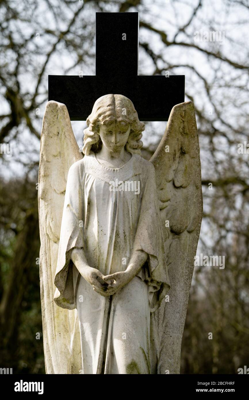 Gravestone death angel hires stock photography and images Alamy