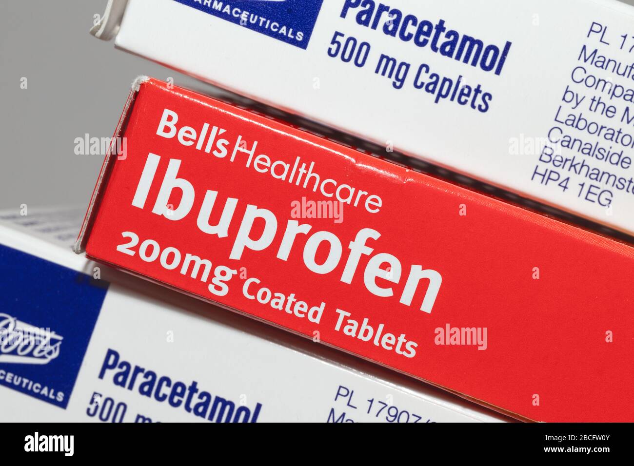 London / UK - March 29th 2020 - Boxes of Ibuprofen and Paracetamol tablets, closeup with selective focus Stock Photo