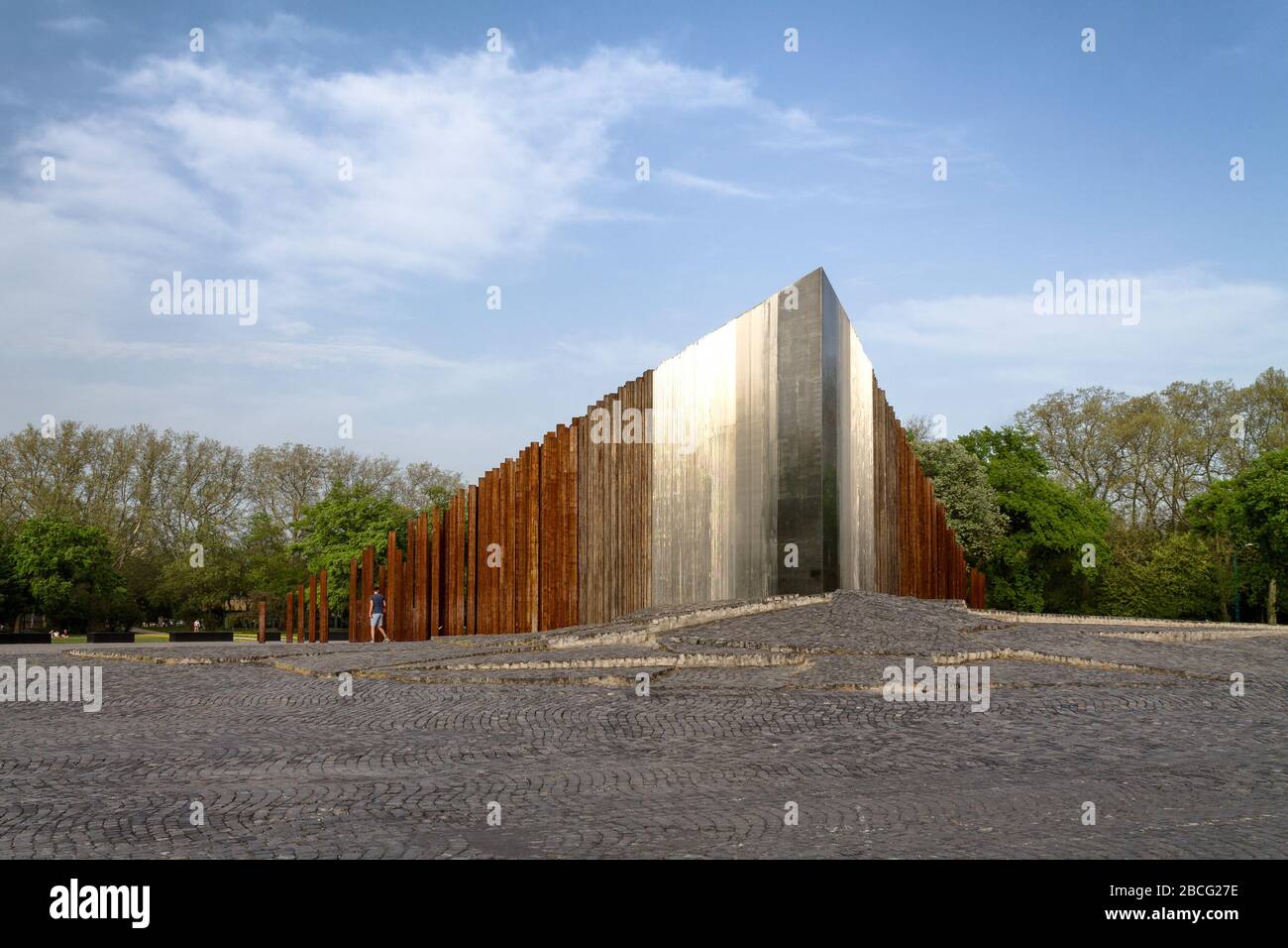 The memorial to the 1956 Revolution on Otvenhatosok tere in the City Park of Budapest Stock Photo