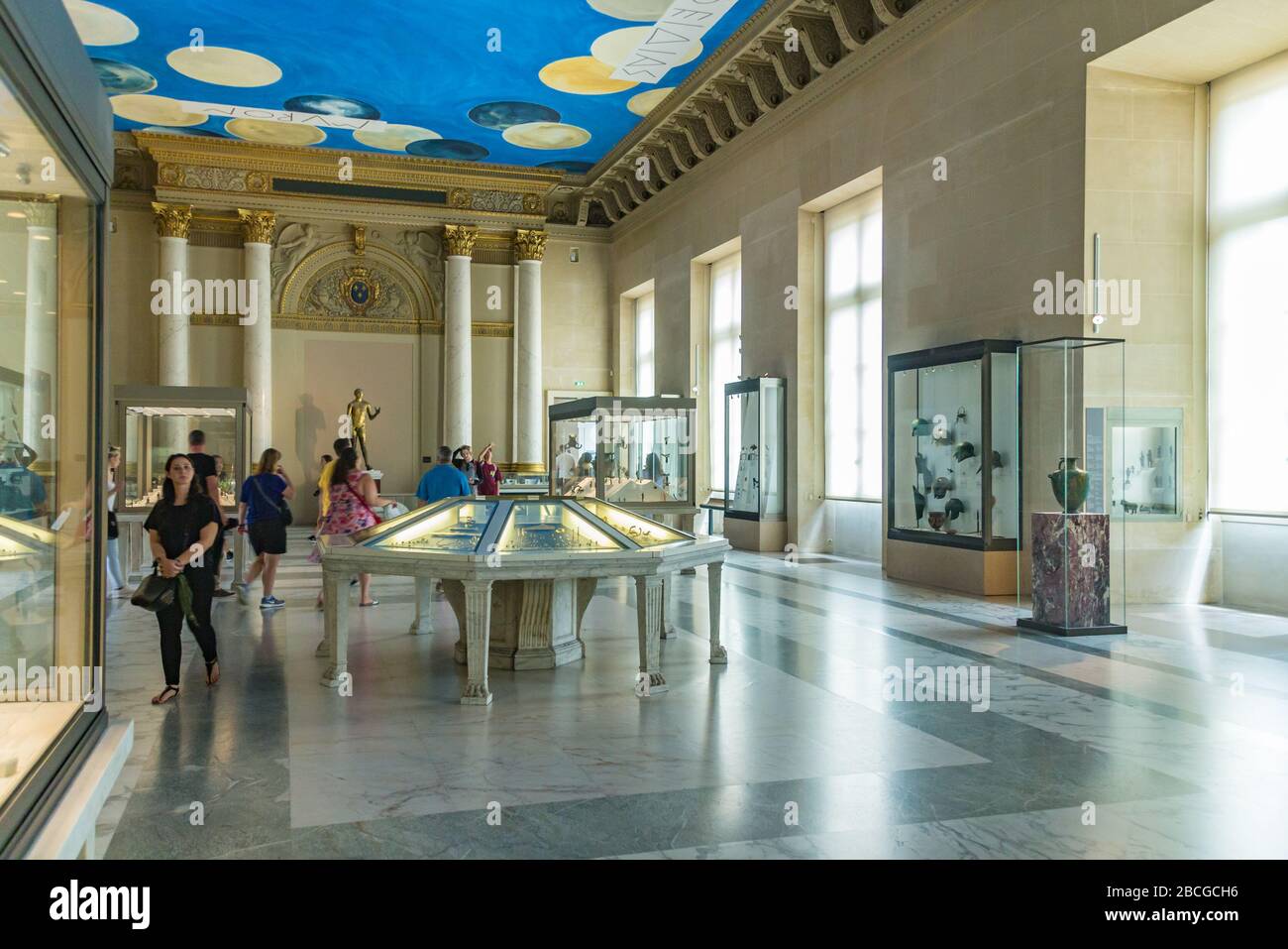 Louvre palace painting hires stock photography and images Alamy