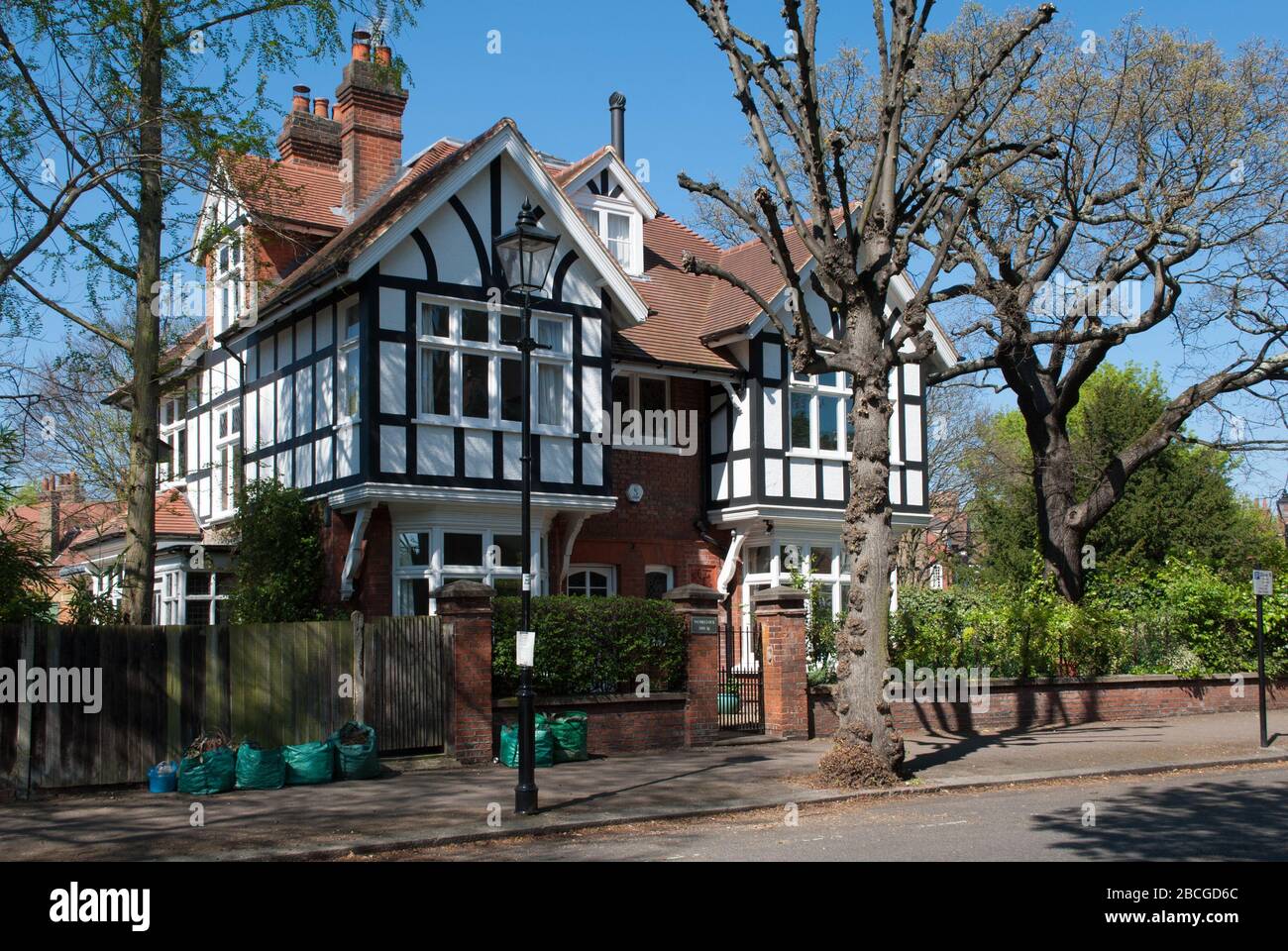 Queen Anne Revival Architecture Richard Norman Shaw Garden Suburb