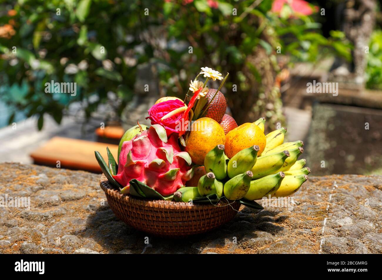 Dragen fruit hires stock photography and images Alamy